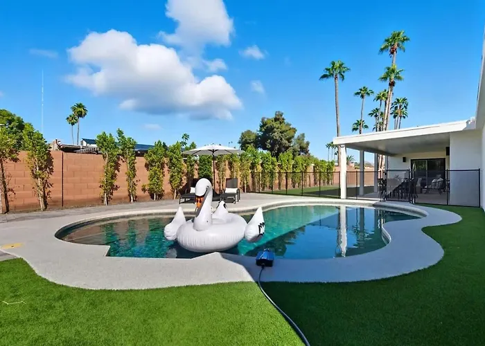 Maverick-private Pool-mins To Quarter