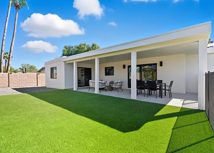 Maverick-private Pool-mins To Quarter * Scottsdale